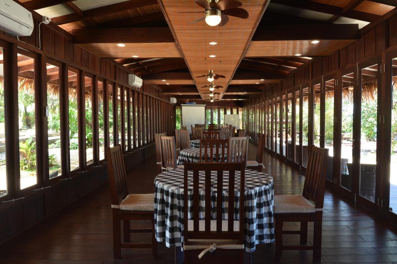 סורונג Kasuari Valley Beach Resort מראה חיצוני תמונה